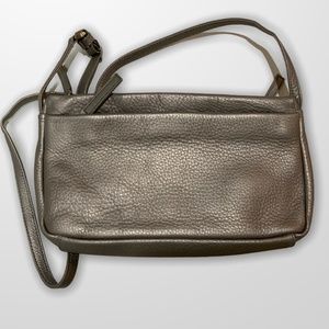 derek alexander travel purses